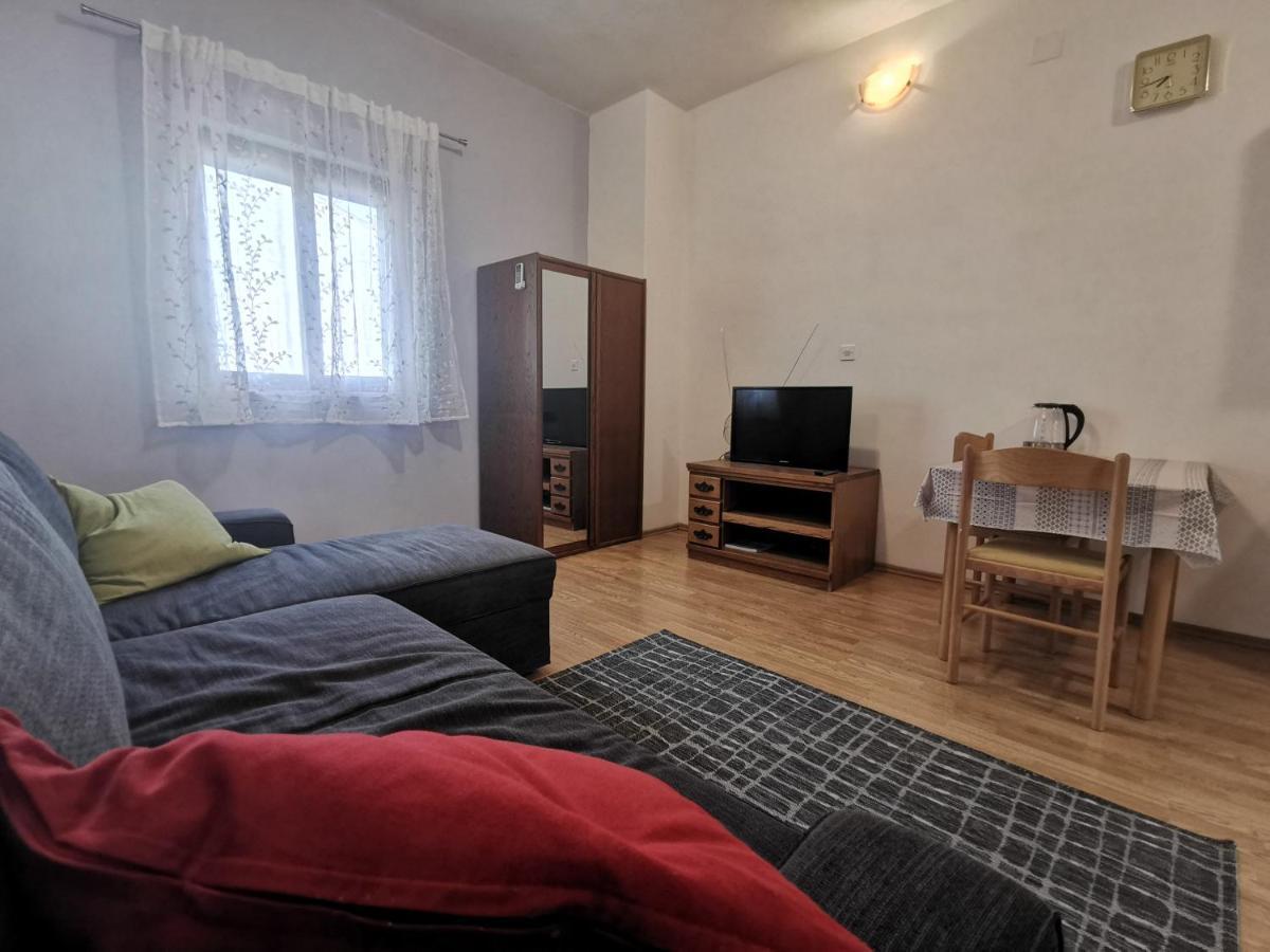 Uncle Apartment Makarska Exterior photo